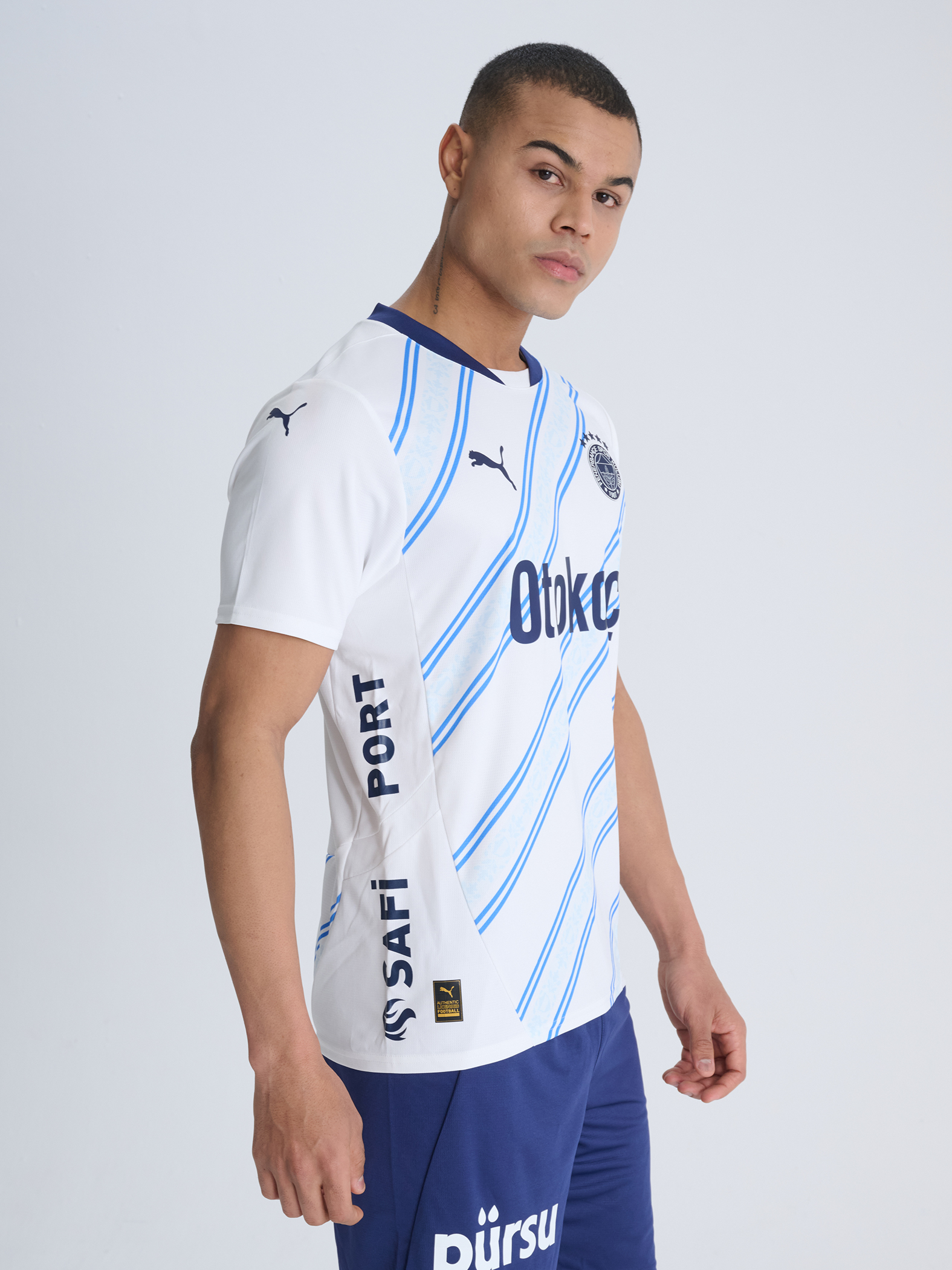Fenerbahçe 2024 Beyaz Forma_3