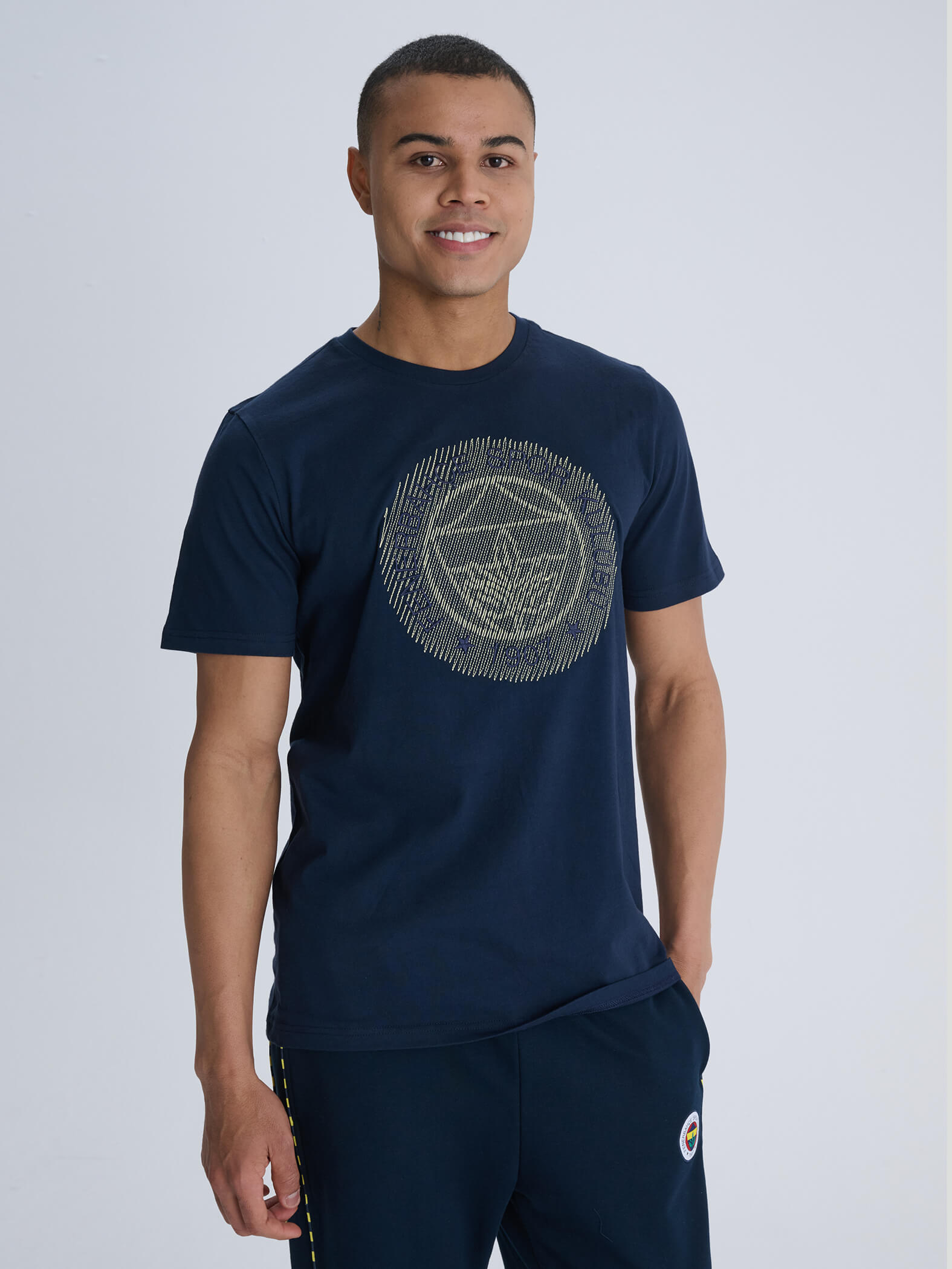 Fenerbahçe Lacivert Tribün Nakış Logolu Erkek Tshirt
